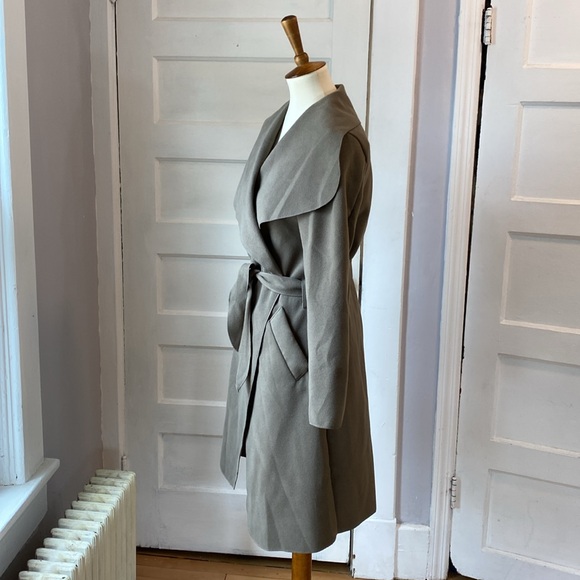 NWT Boohoo Belted Shawl Collar Coat, One Size - Picture 6 of 16